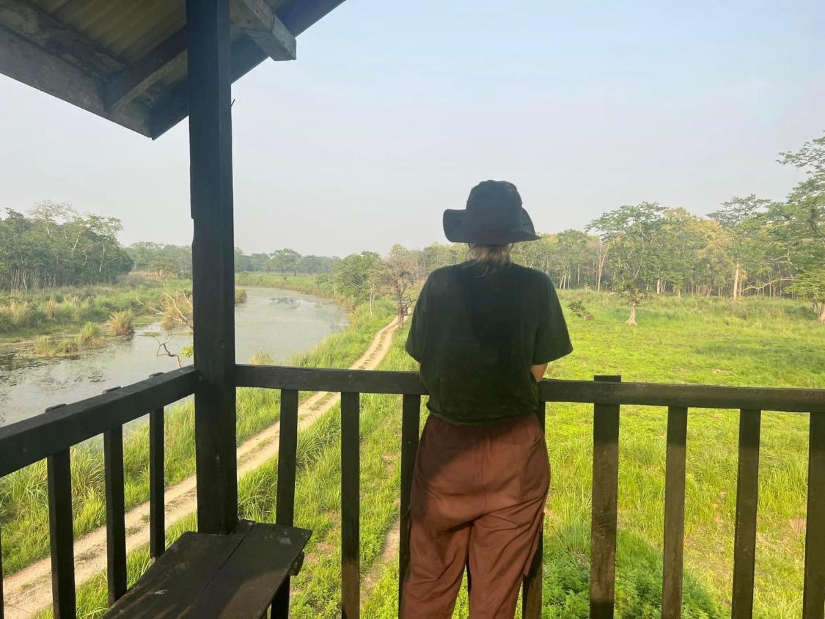 Hotel Chitwan Park Village Sauraha Esterno foto
